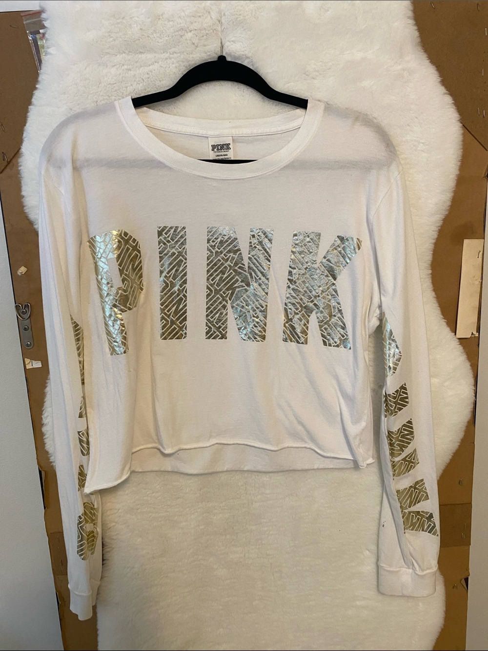 PINK Victoria's Secret White Cropped Long-Sleeve Crew with Metallic Gold Logo